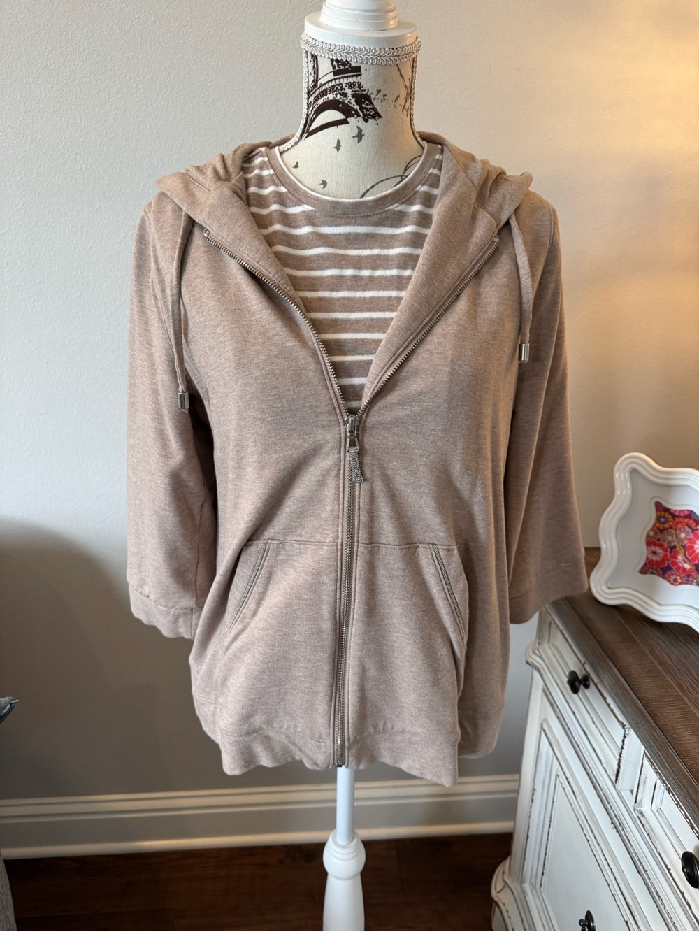 Chico’s 3 pc jogging set, pants, top, jacket